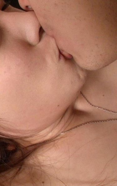 作品PWIFE-080封面图片mp4迅雷磁力链接下载地址在线观看