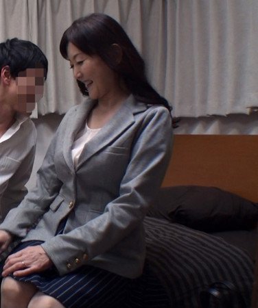 作品SNZM-049封面图片mp4迅雷磁力链接下载地址在线观看